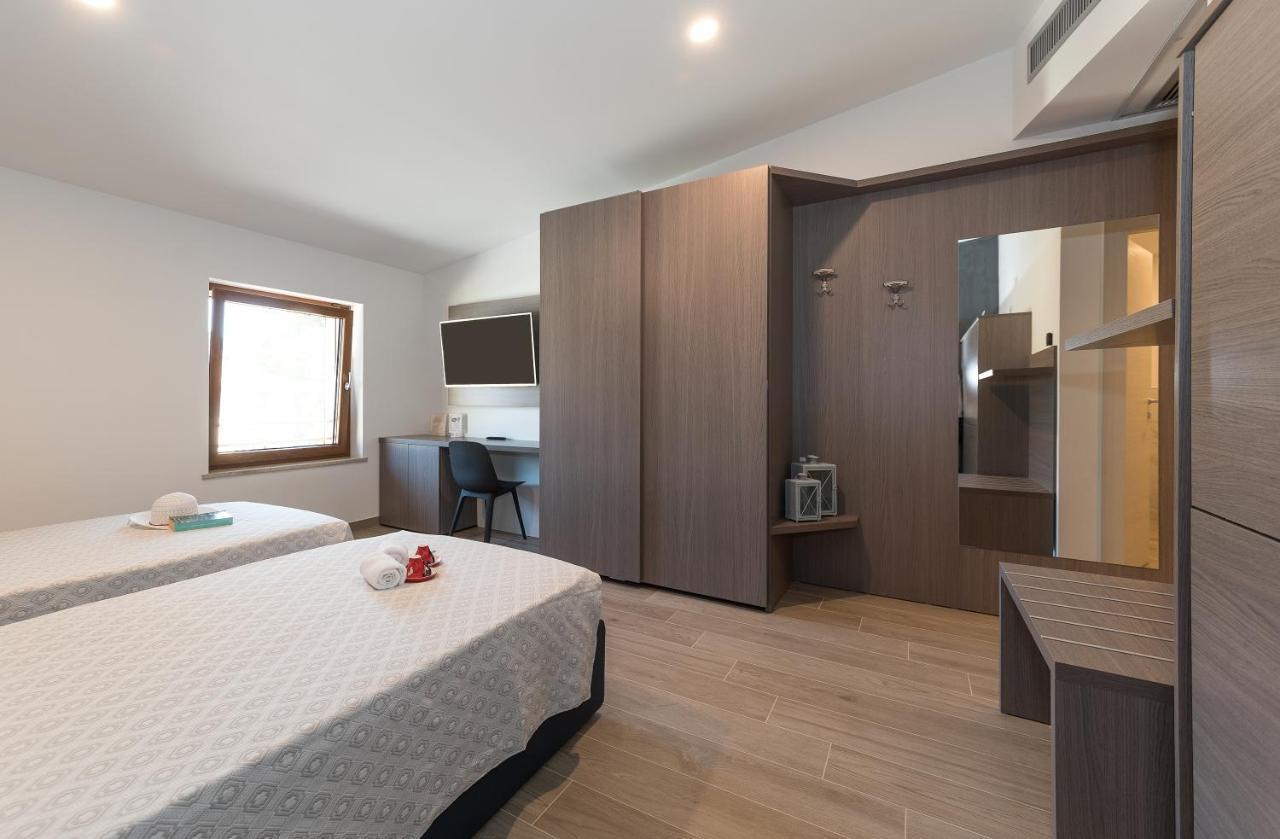 Hotel Da Si-Si Gemona del Friuli Bagian luar foto