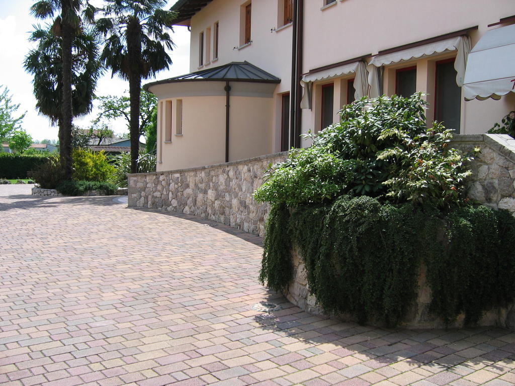Hotel Da Si-Si Gemona del Friuli Bagian luar foto